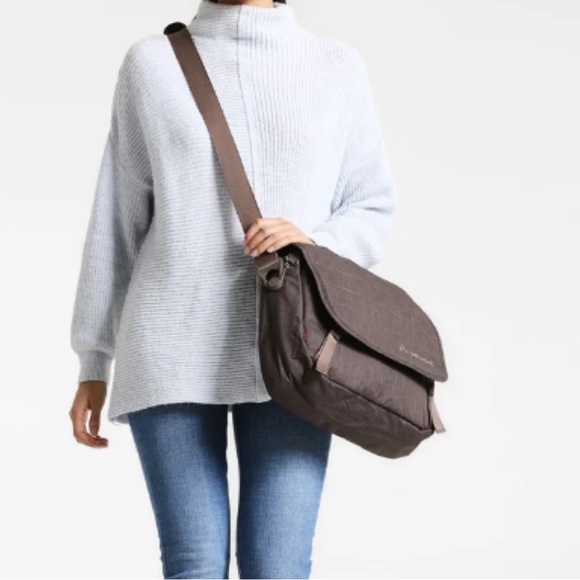 Vaude Messenger/Laptop Bag - Picture 8 of 9